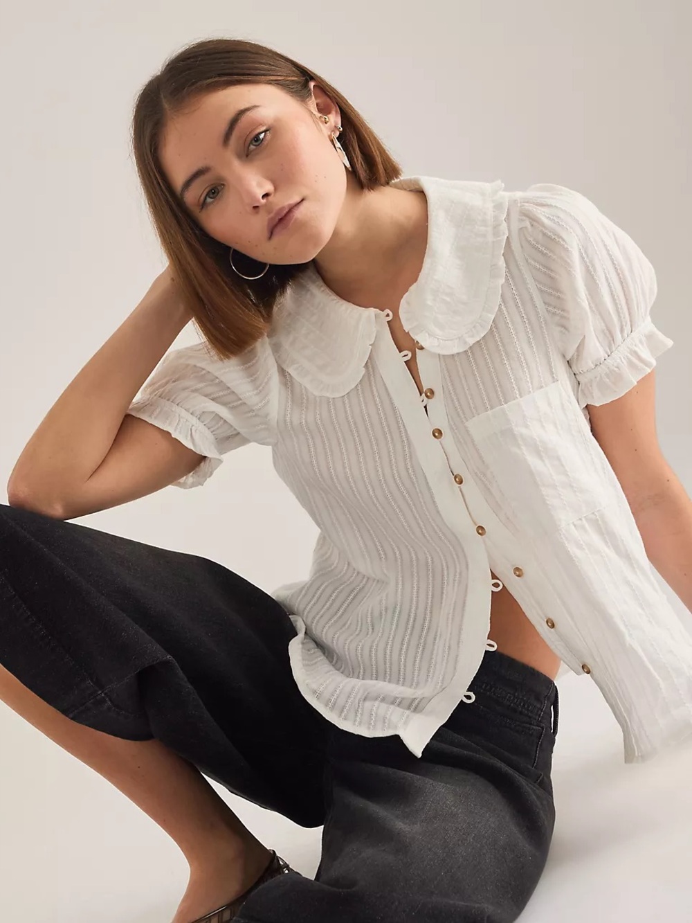 Anthropologie Pilcro Keira Blouse White Cotton Ruffle Peter Pan Collar M